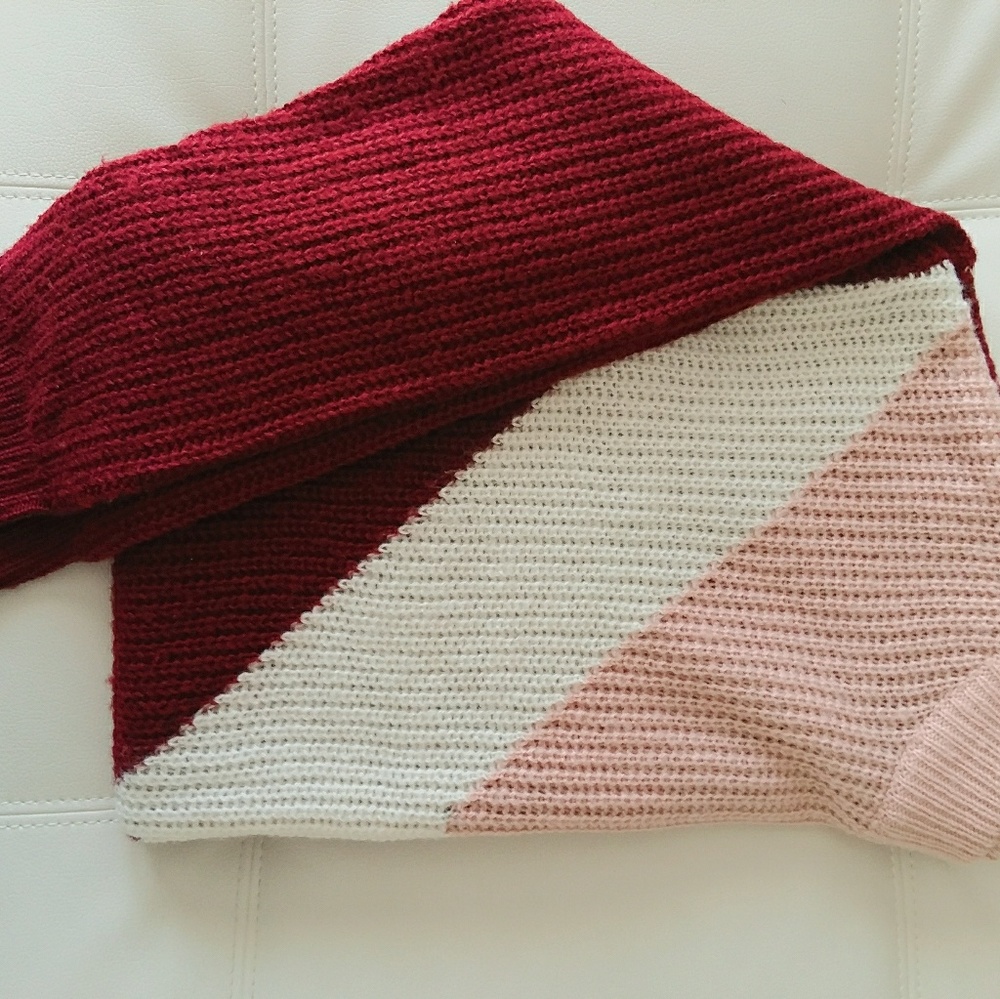 Chevron Crewneck - Picture 2 of 3